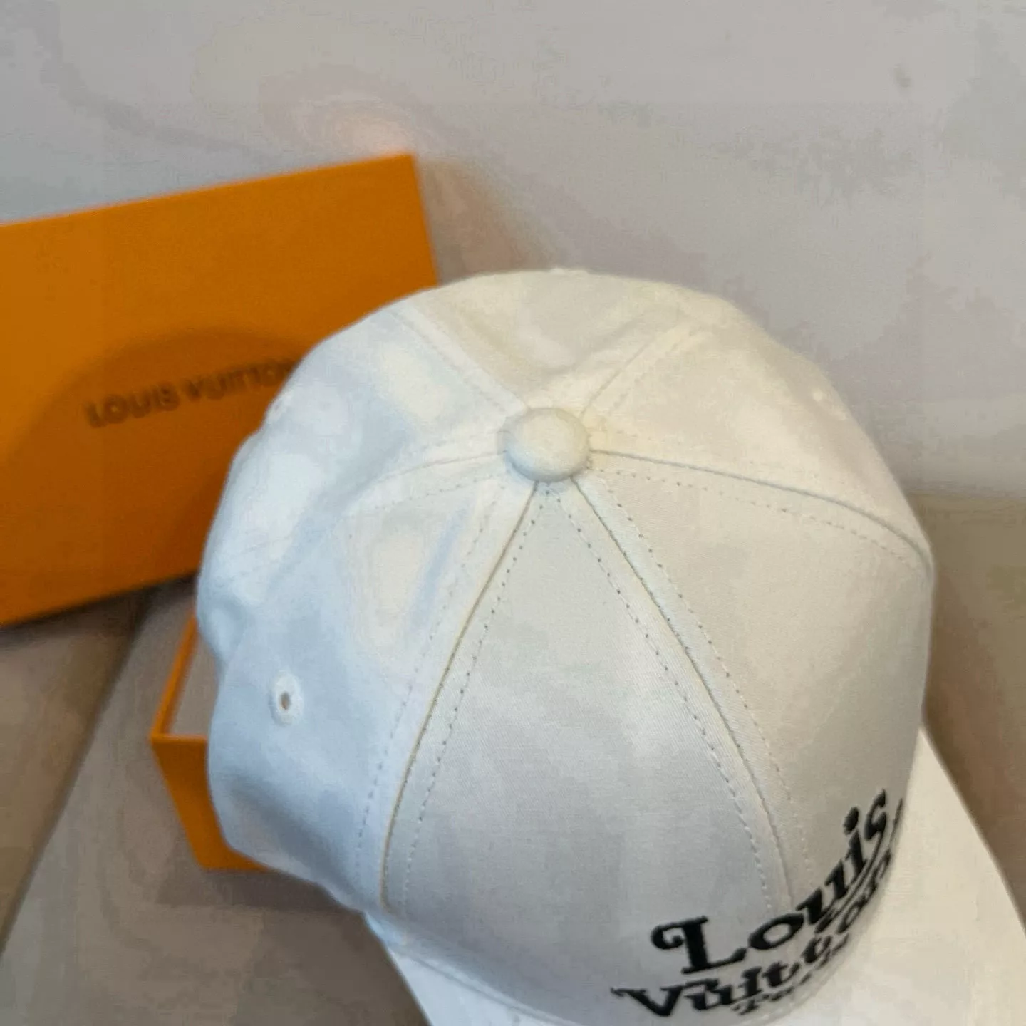 Louis Vuitton LV Caps SmartChoice 7101
