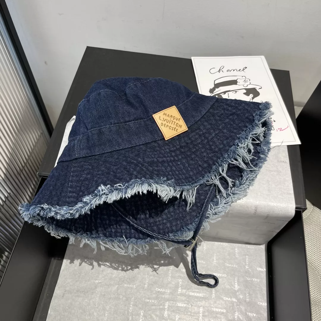 Louis Vuitton LV Caps SmartChoice 9842
