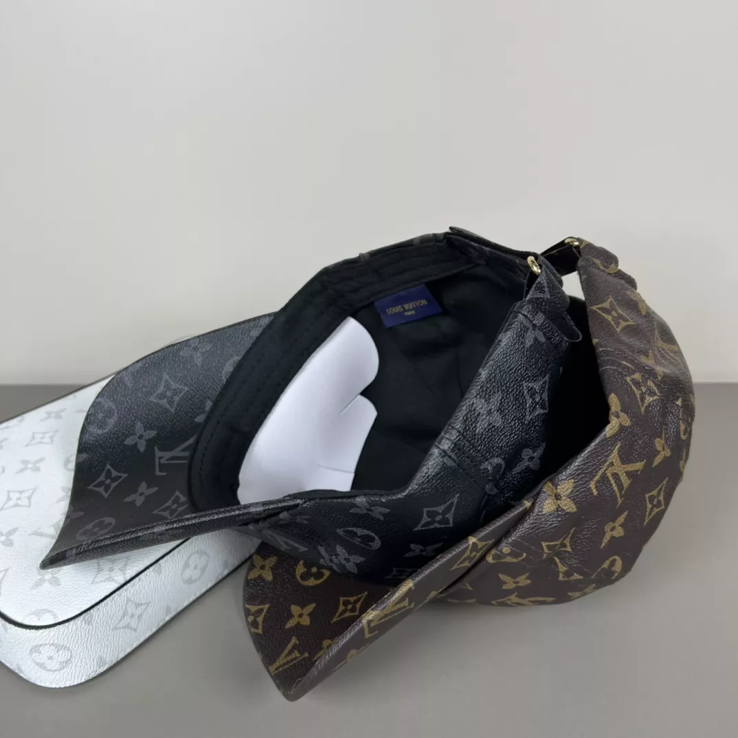 Louis Vuitton LV Caps Sophisticated 2809