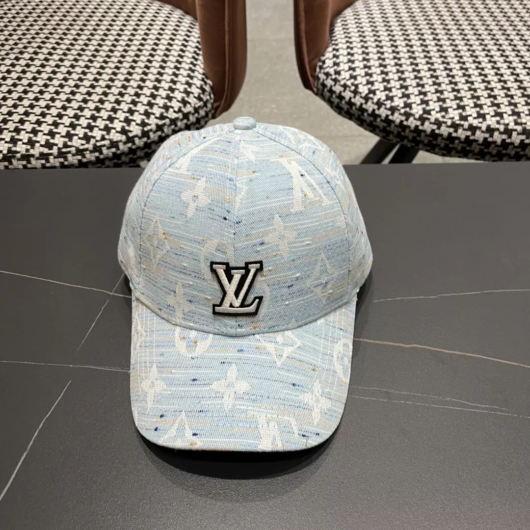Louis Vuitton LV Caps Trendsetting 1326