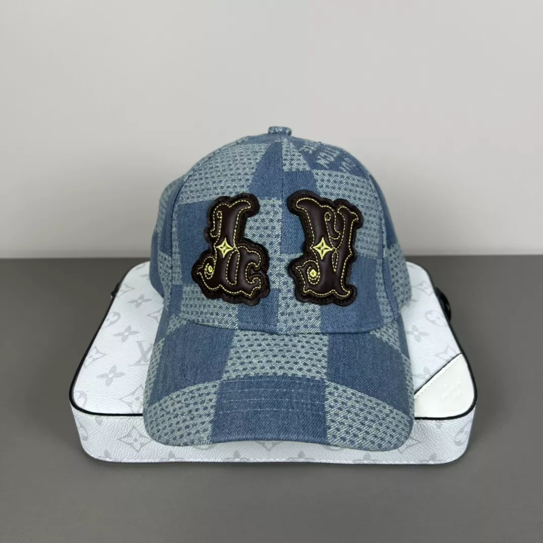 Louis Vuitton LV Caps Trendy 3325