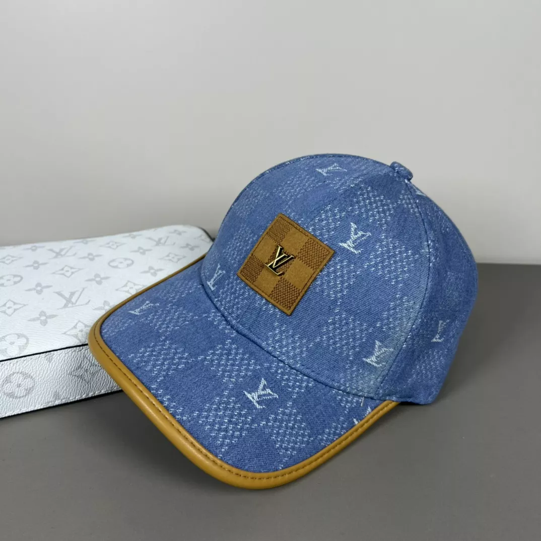 Louis Vuitton LV Caps Vibrant 1157