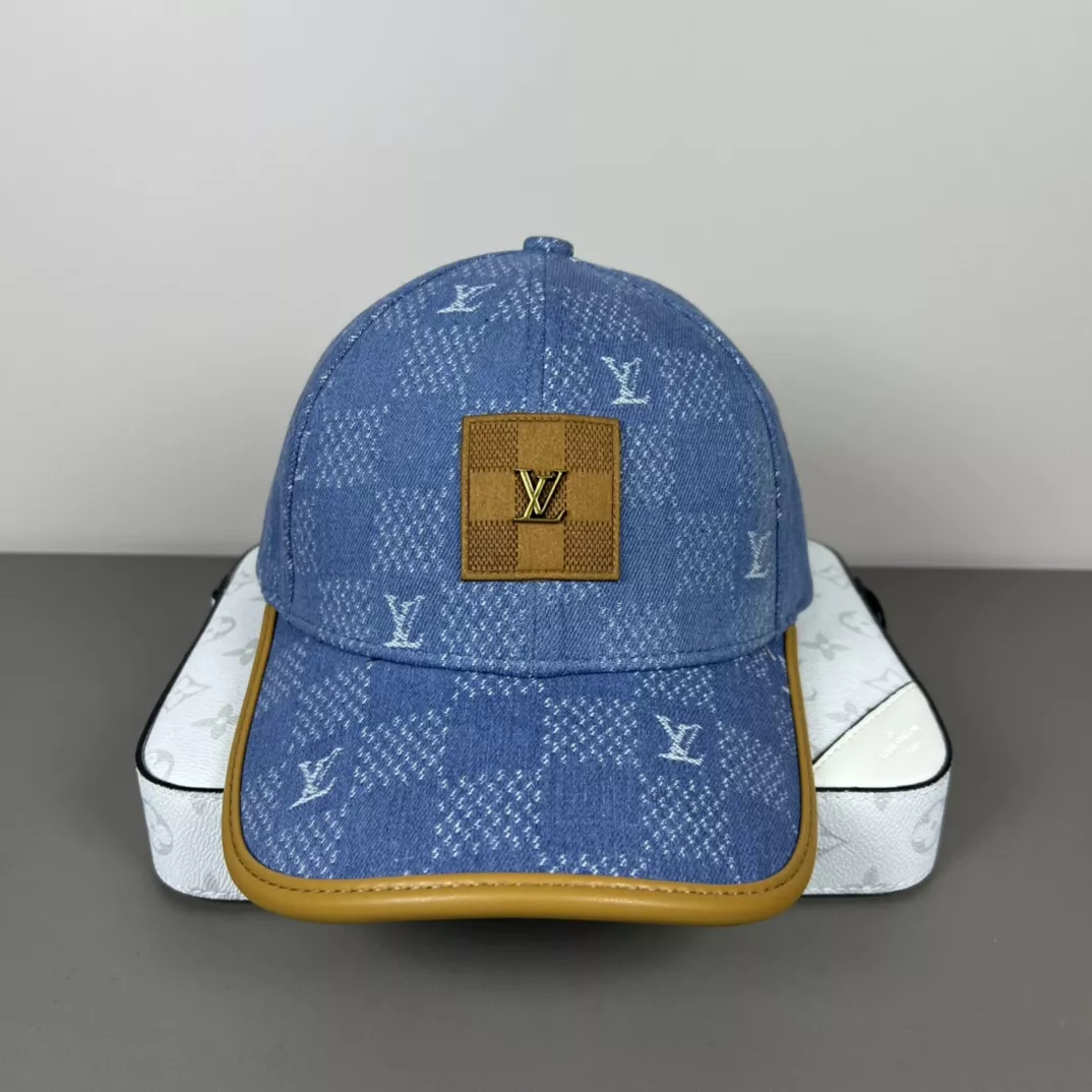 Louis Vuitton LV Caps Vibrant 1157