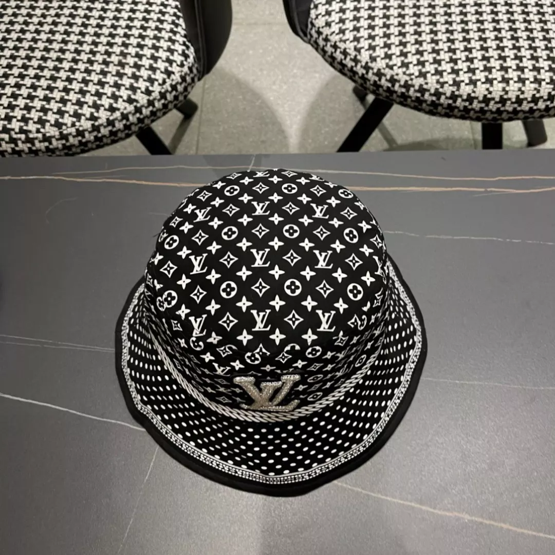 Louis Vuitton LV Caps WellDesigned 7262