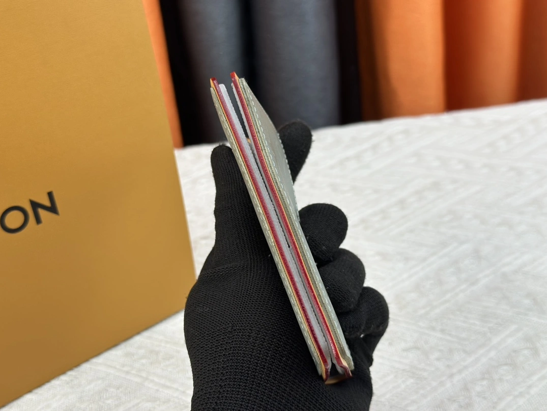 Louis Vuitton LV Card Case Bright 6514