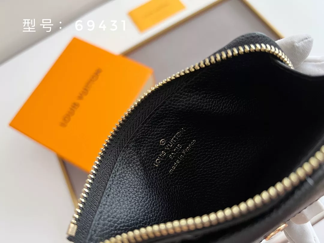 Louis Vuitton LV Card Case Classic 6585