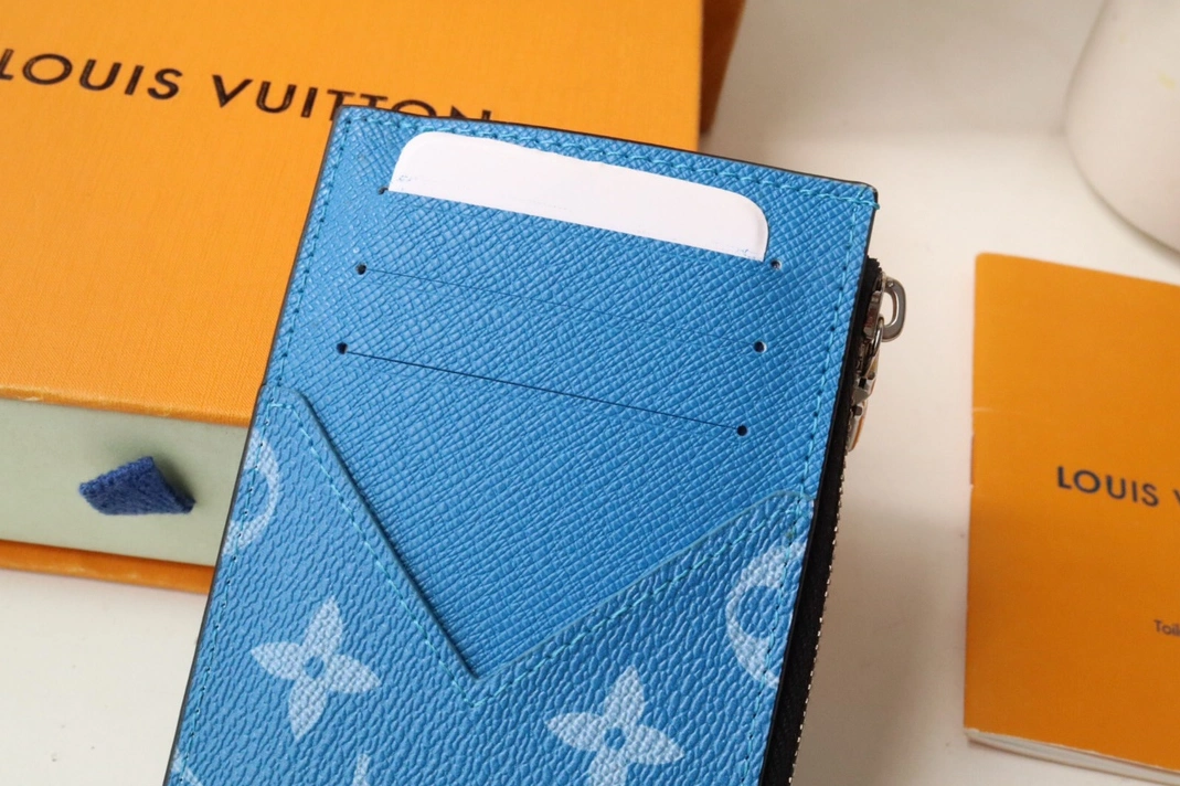 Louis Vuitton LV Card Case Cozy 1079
