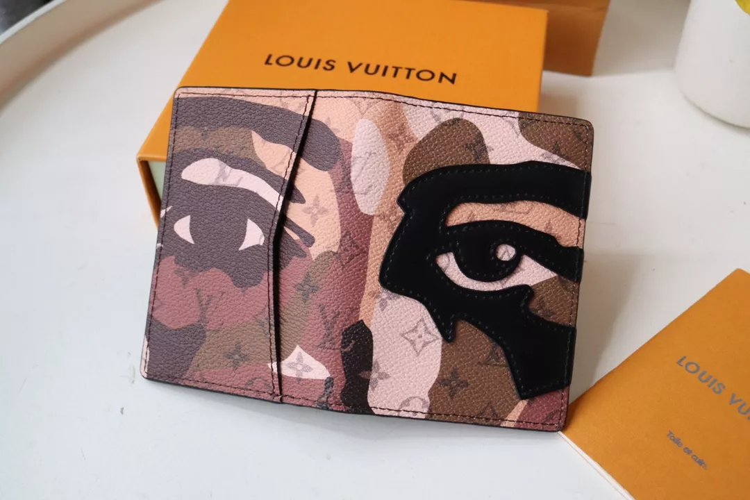 Louis Vuitton LV Card Case Durable 5017