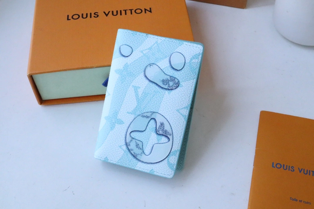 Louis Vuitton LV Card Case Elegant 440