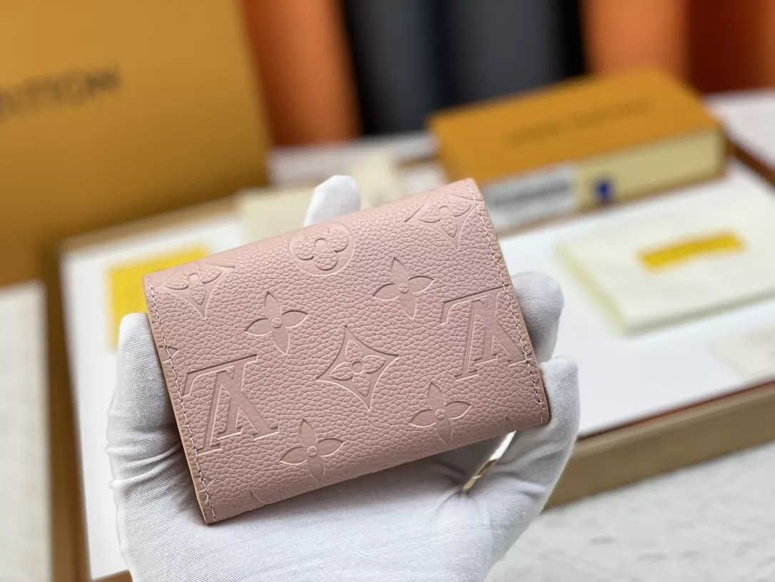 Louis Vuitton LV Card Case Fashionable 1226