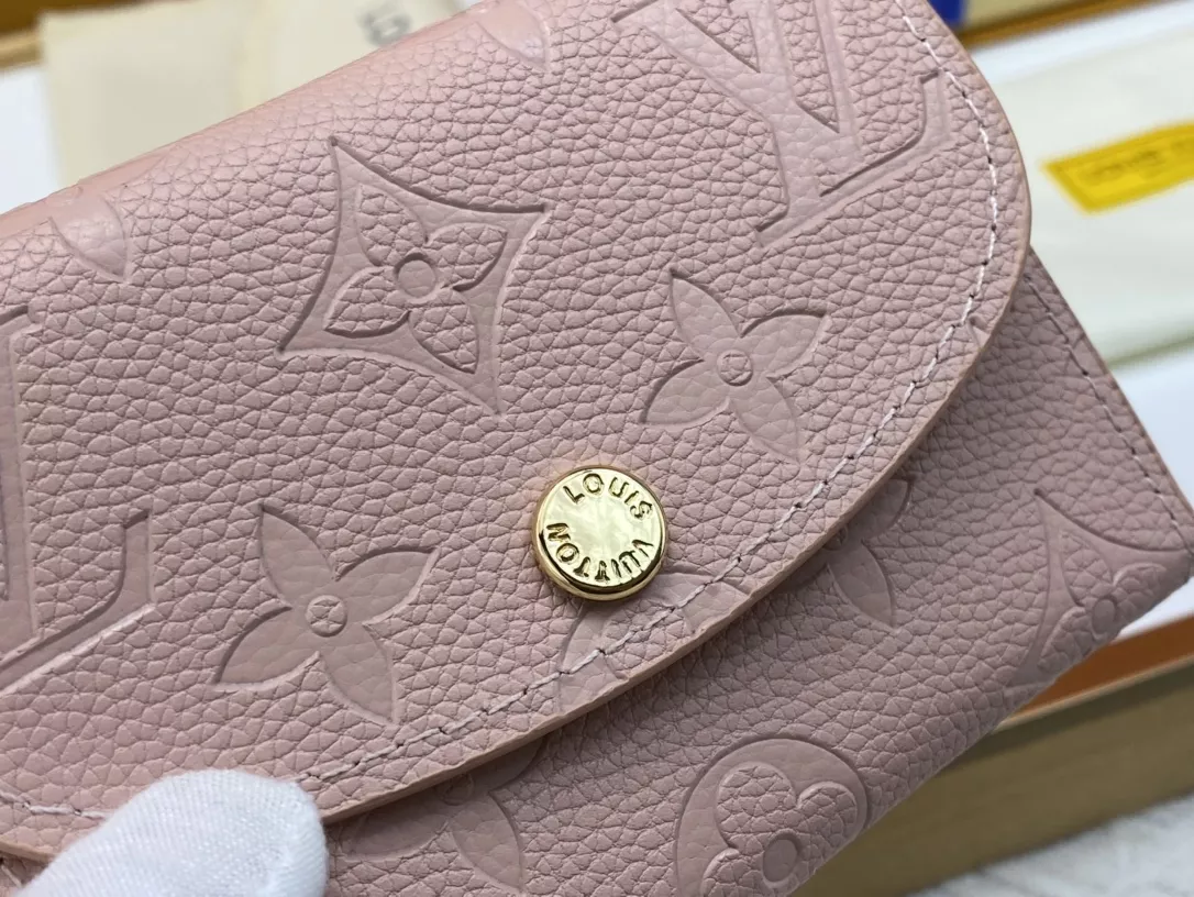 Louis Vuitton LV Card Case Fashionable 1226