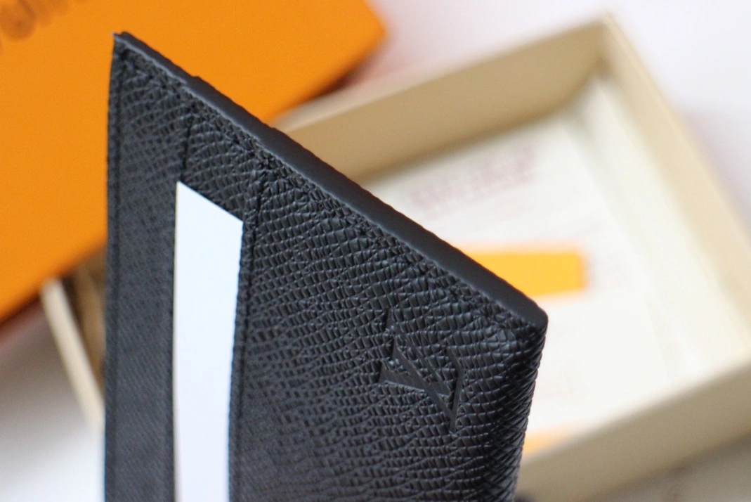 Louis Vuitton LV Card Case Fashionable 5411
