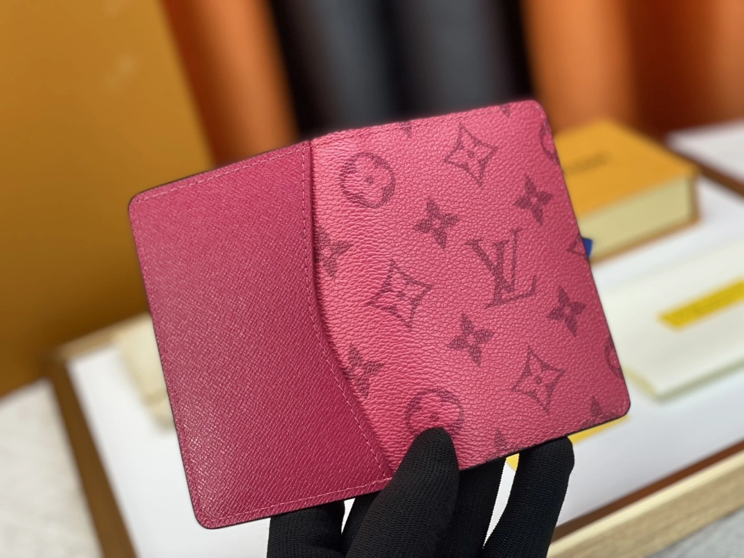 Louis Vuitton LV Card Case For Unisex Durable 6400