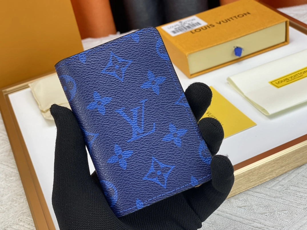 Louis Vuitton LV Card Case For Unisex EasyMatch 7359
