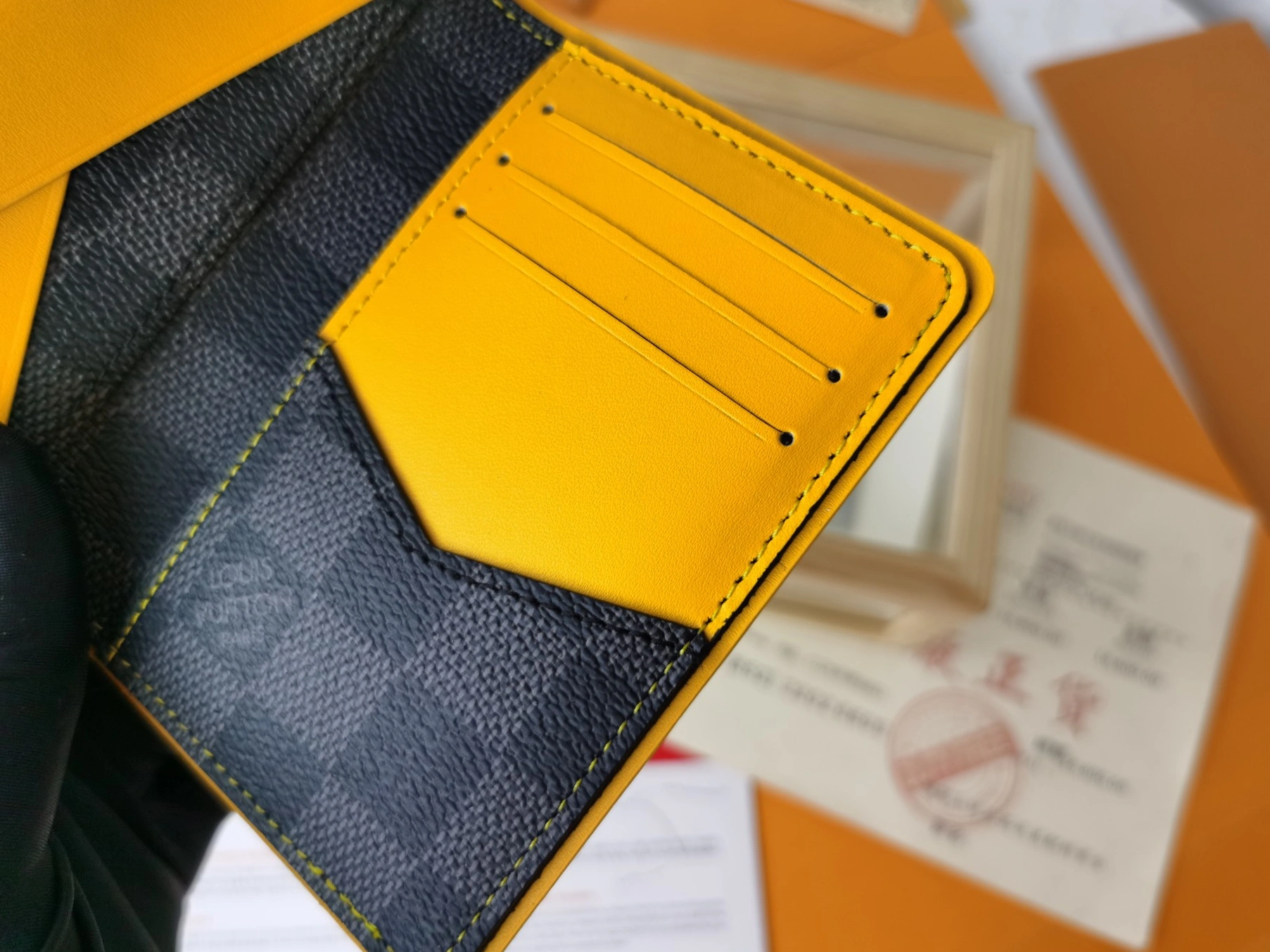 Louis Vuitton LV Card Case For Unisex Lightweight 8142