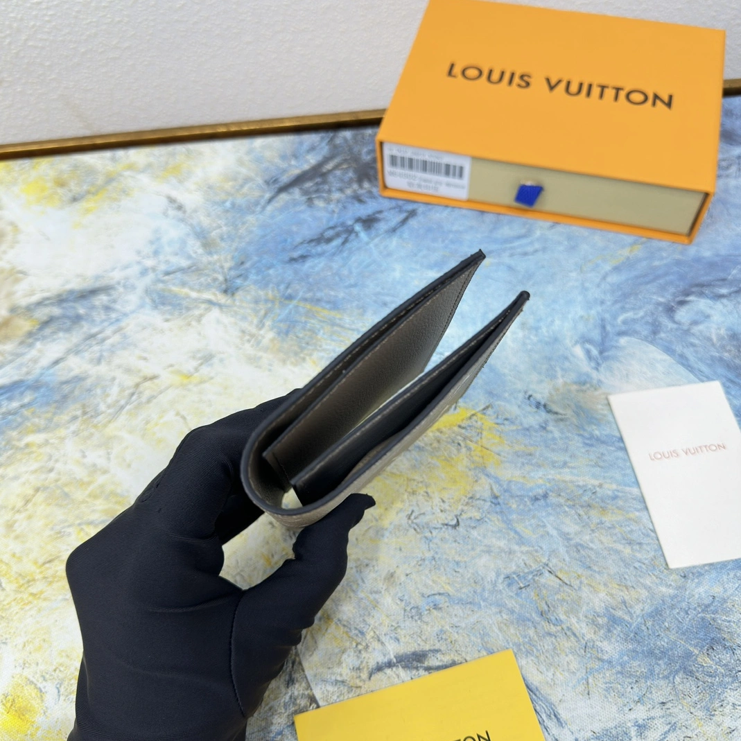 Louis Vuitton LV Card Case For Unisex Minimalist 2590