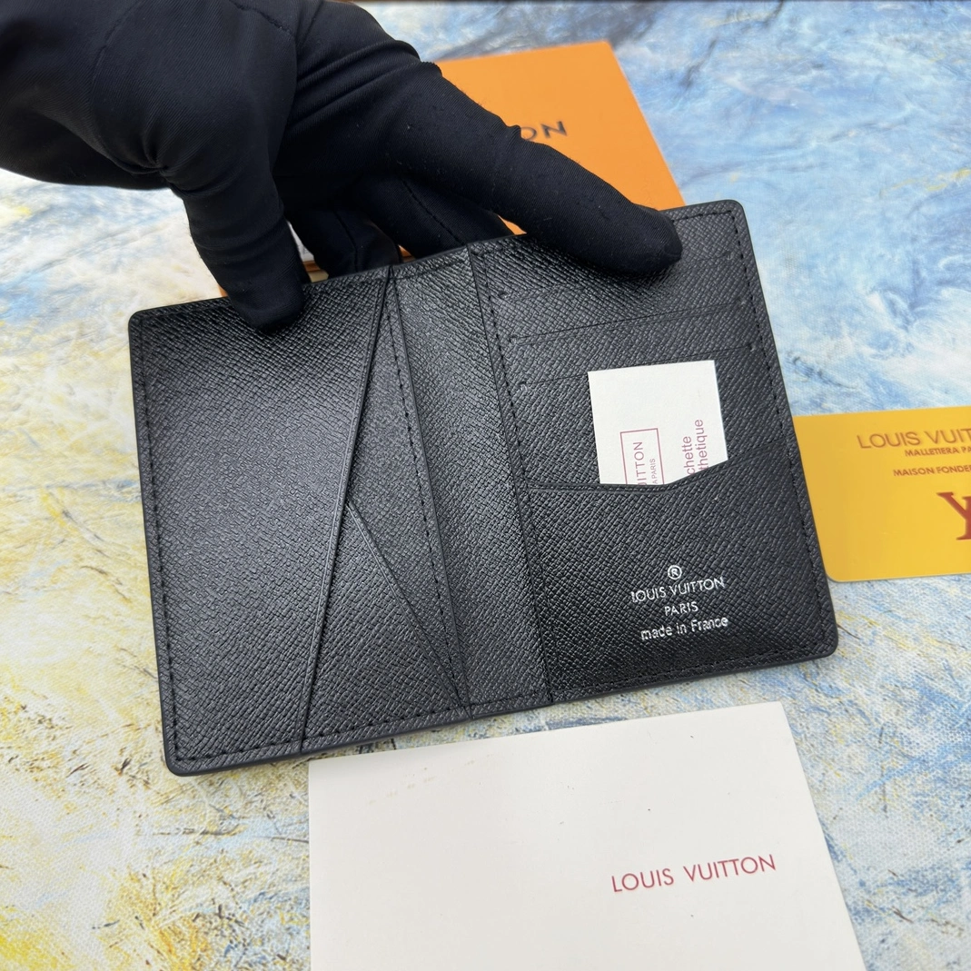 Louis Vuitton LV Card Case For Unisex ModernLook 8548