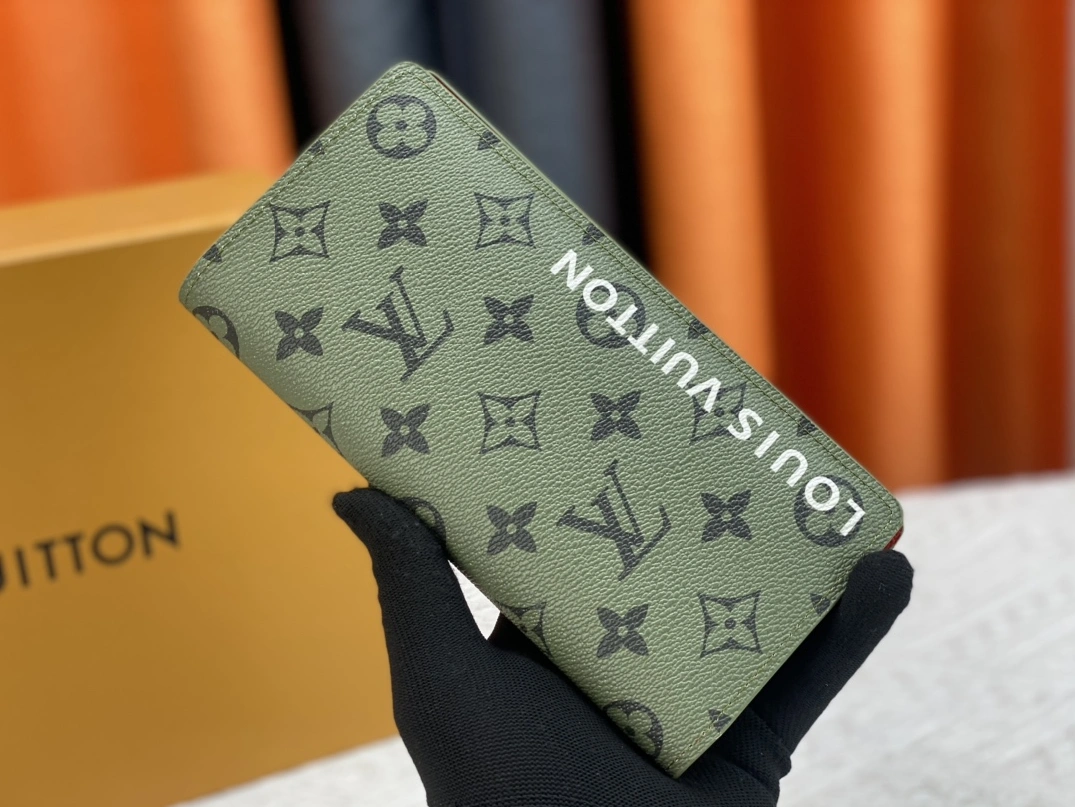 Louis Vuitton LV Card Case For Unisex Refined 3171