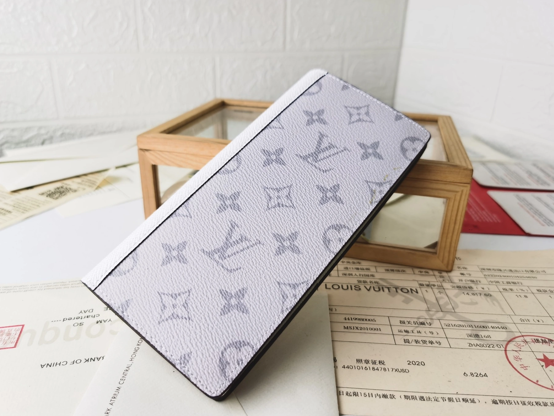 Louis Vuitton LV Card Case For Unisex Sleek 1930