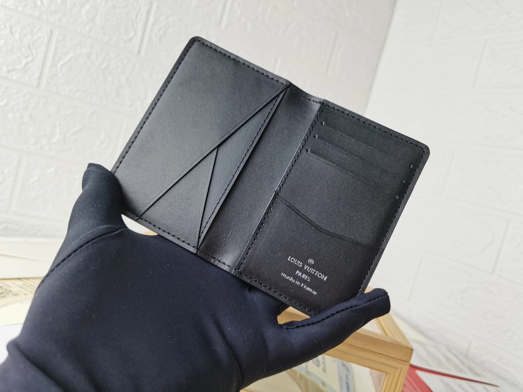 Louis Vuitton LV Card Case For Unisex SportInspired 6619