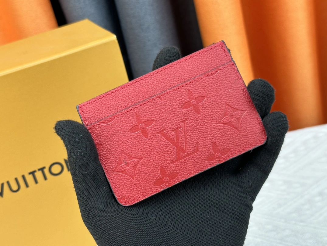 Louis Vuitton LV Card Case For Women Compact 9162