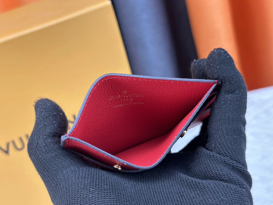 Louis Vuitton LV Card Case For Women Compact 9162