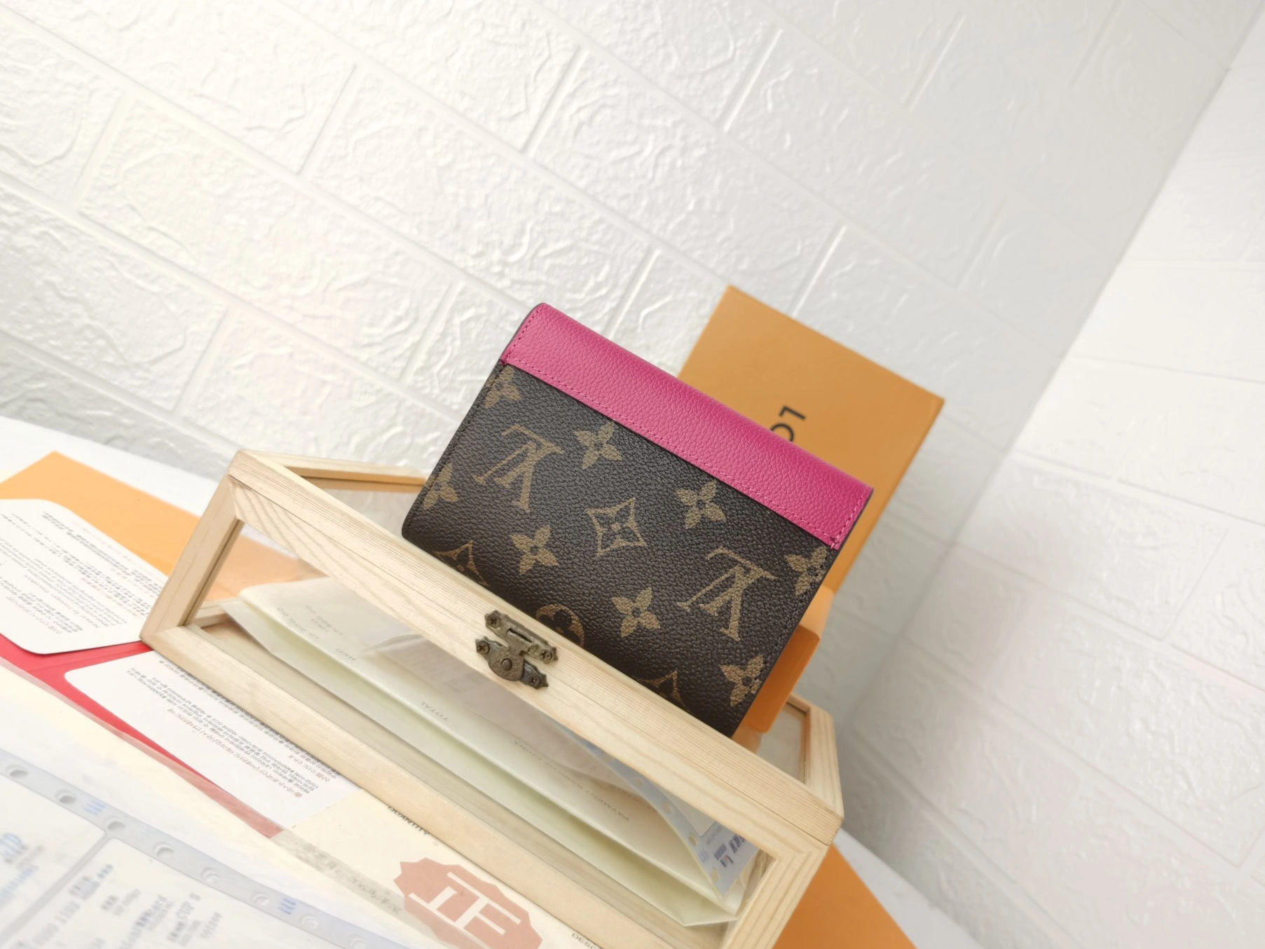 Louis Vuitton LV Card Case For Women Durable 1134