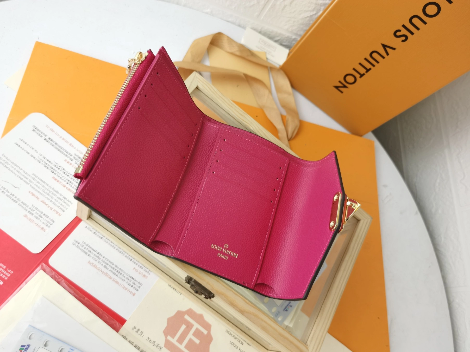 Louis Vuitton LV Card Case For Women Durable 1134