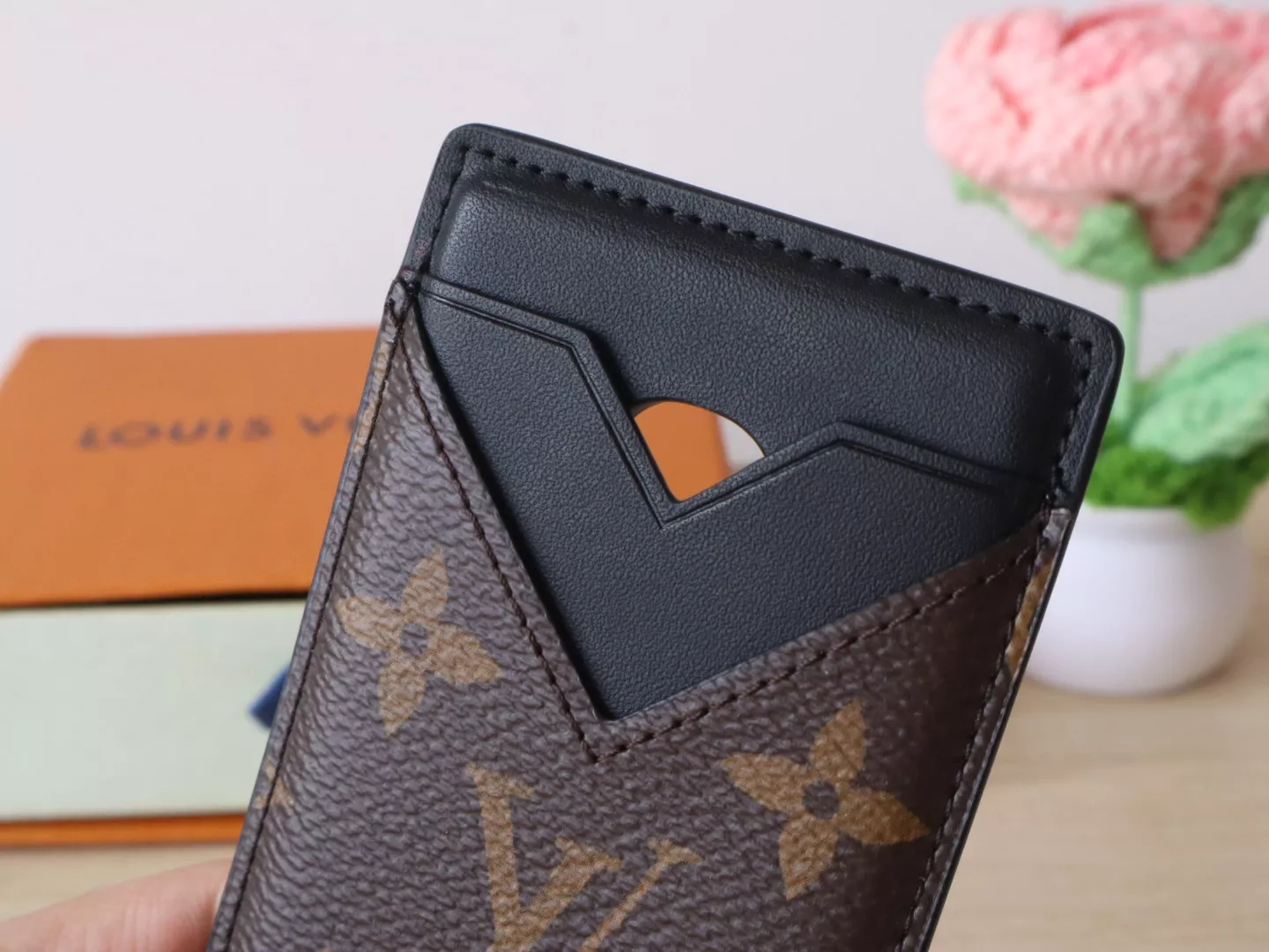 Louis Vuitton LV Card Case For Women Durable 972