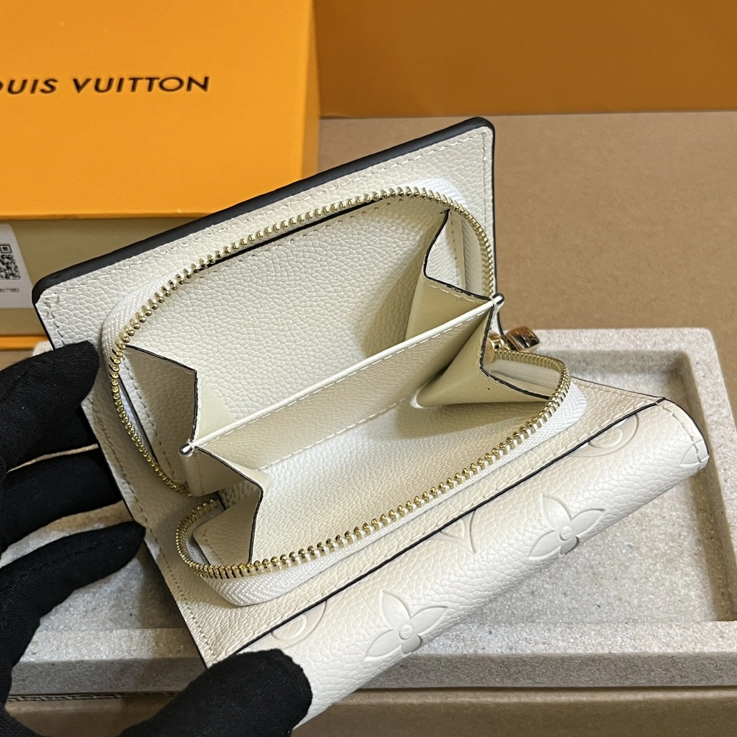 Louis Vuitton LV Card Case For Women EasyMatch 9832