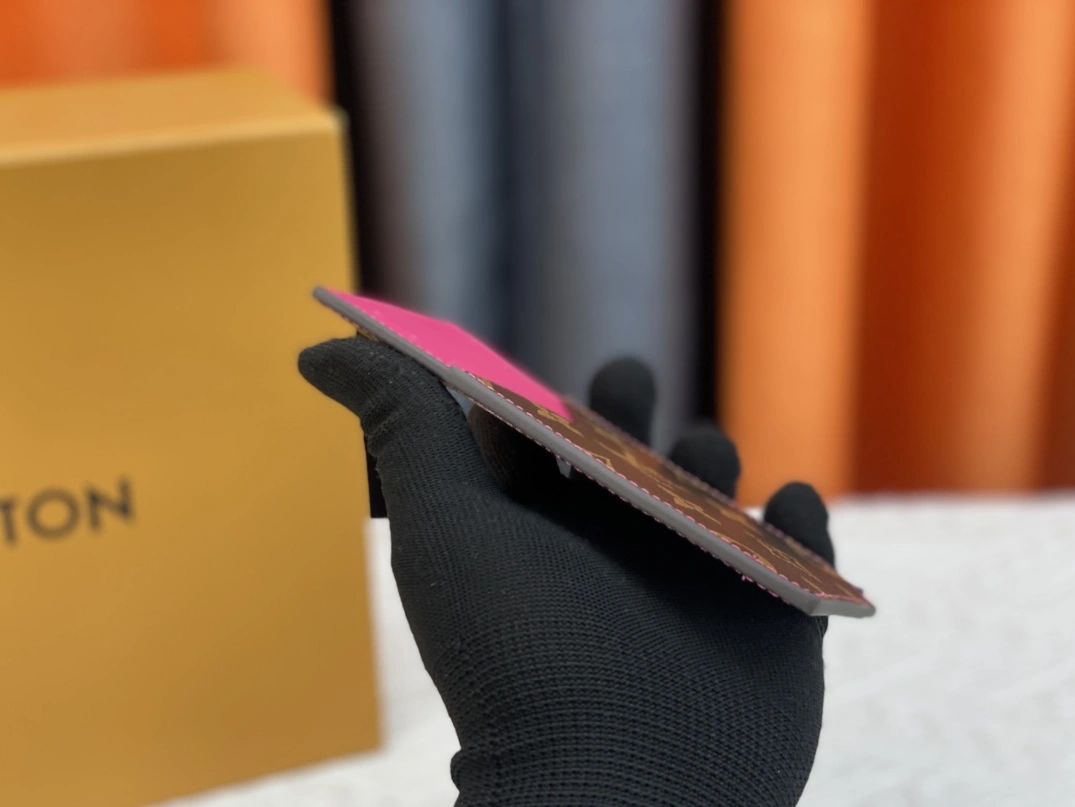 Louis Vuitton LV Card Case For Women Fashionable 7118
