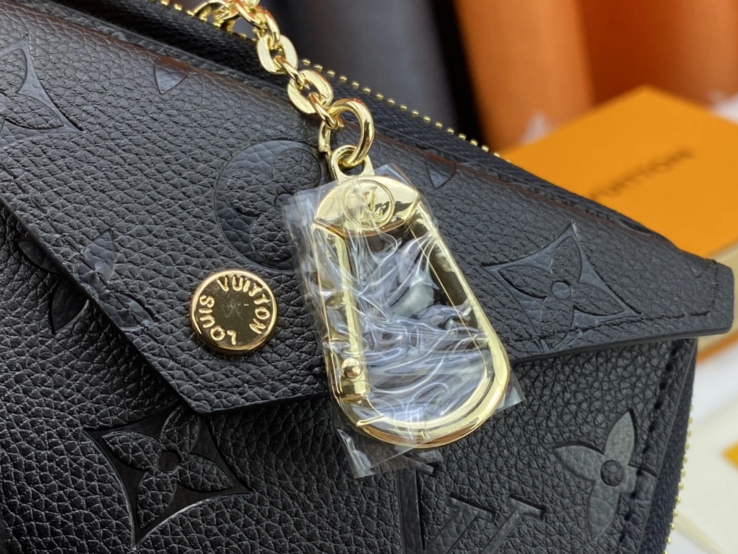 Louis Vuitton LV Card Case For Women GoAnywhere 4562