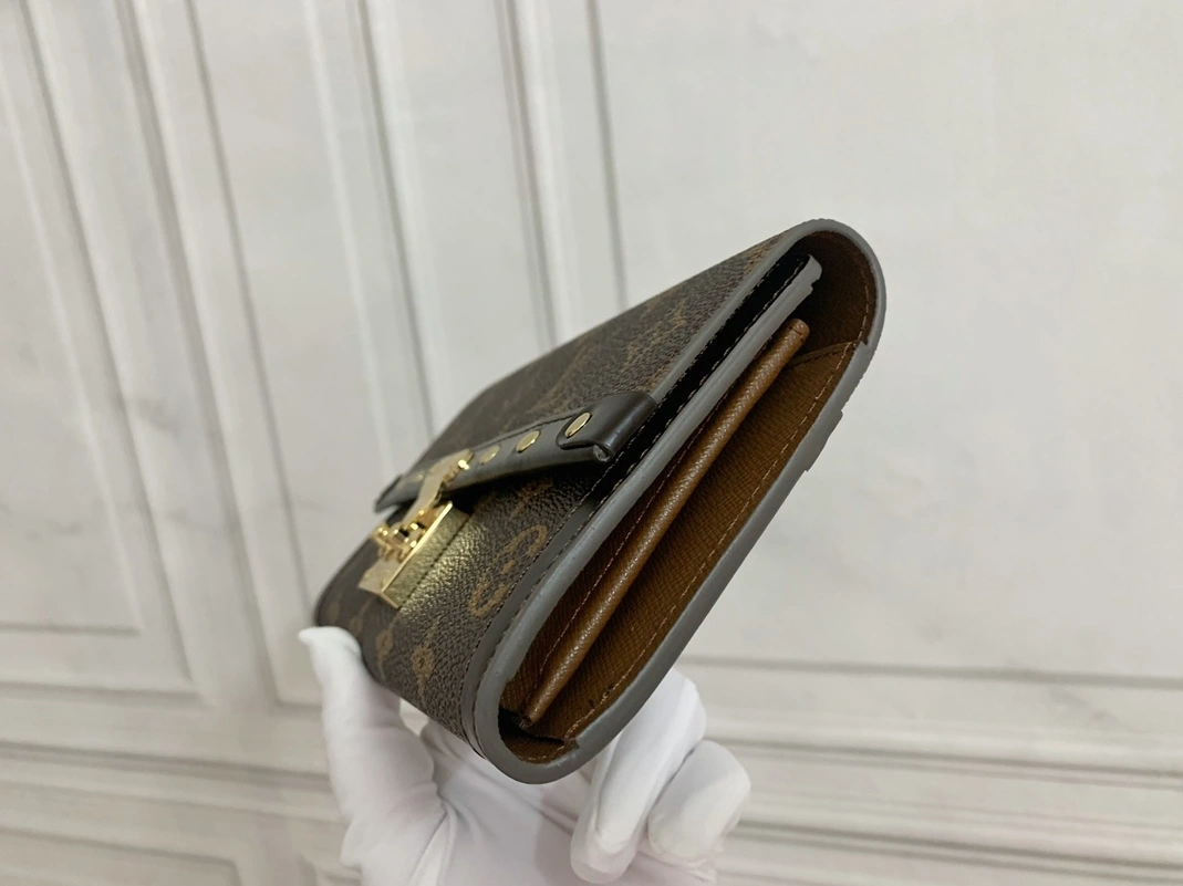 Louis Vuitton LV Card Case For Women Modern 9365