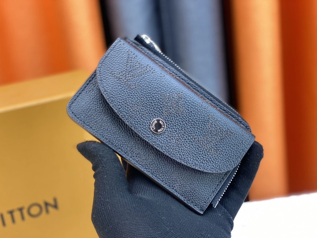Louis Vuitton LV Card Case For Women Practical 2948