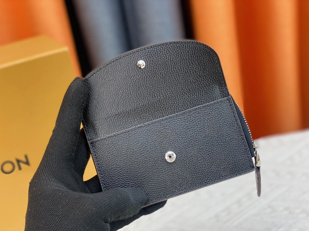Louis Vuitton LV Card Case For Women Practical 2948