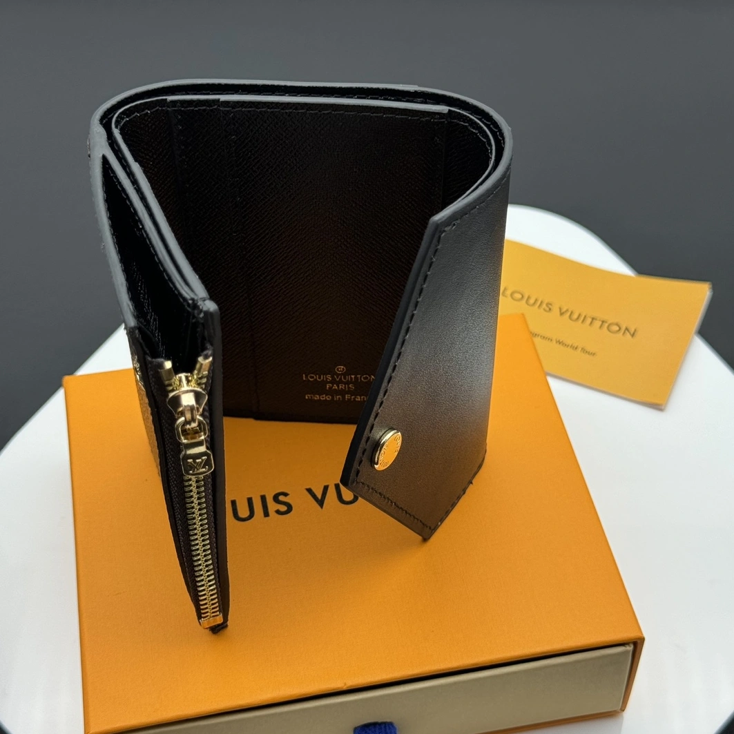 Louis Vuitton LV Card Case For Women Reliable 1514
