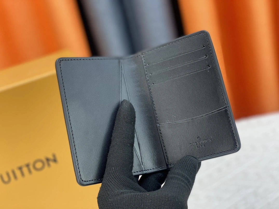 Louis Vuitton LV Card Case For Women Reliable 6731