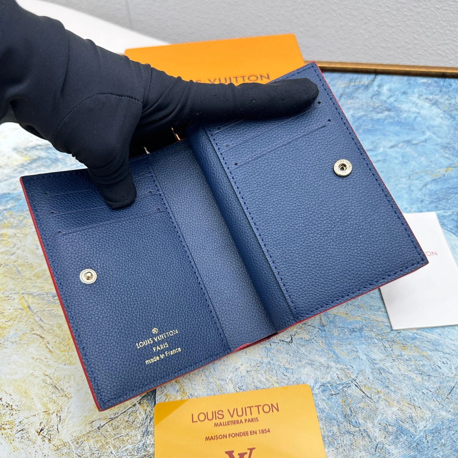 Louis Vuitton LV Card Case For Women Sophisticated 4936