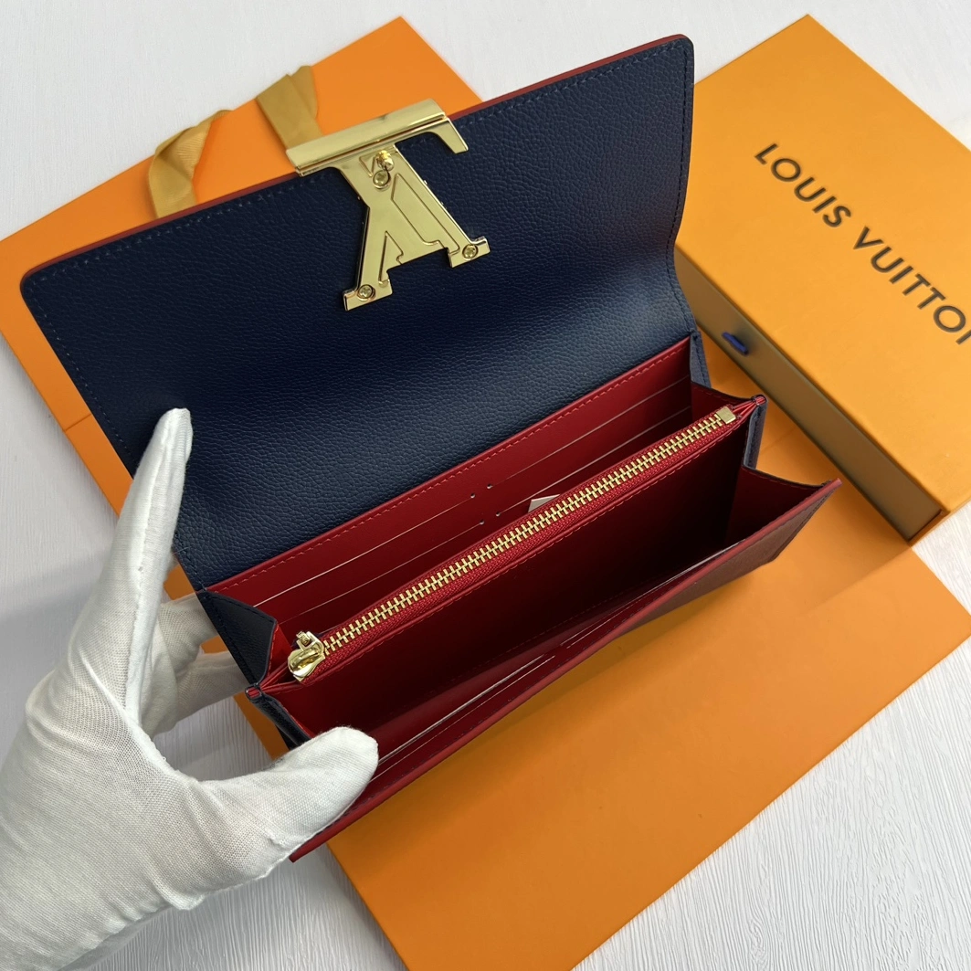 Louis Vuitton LV Card Case For Women SportInspired 2384