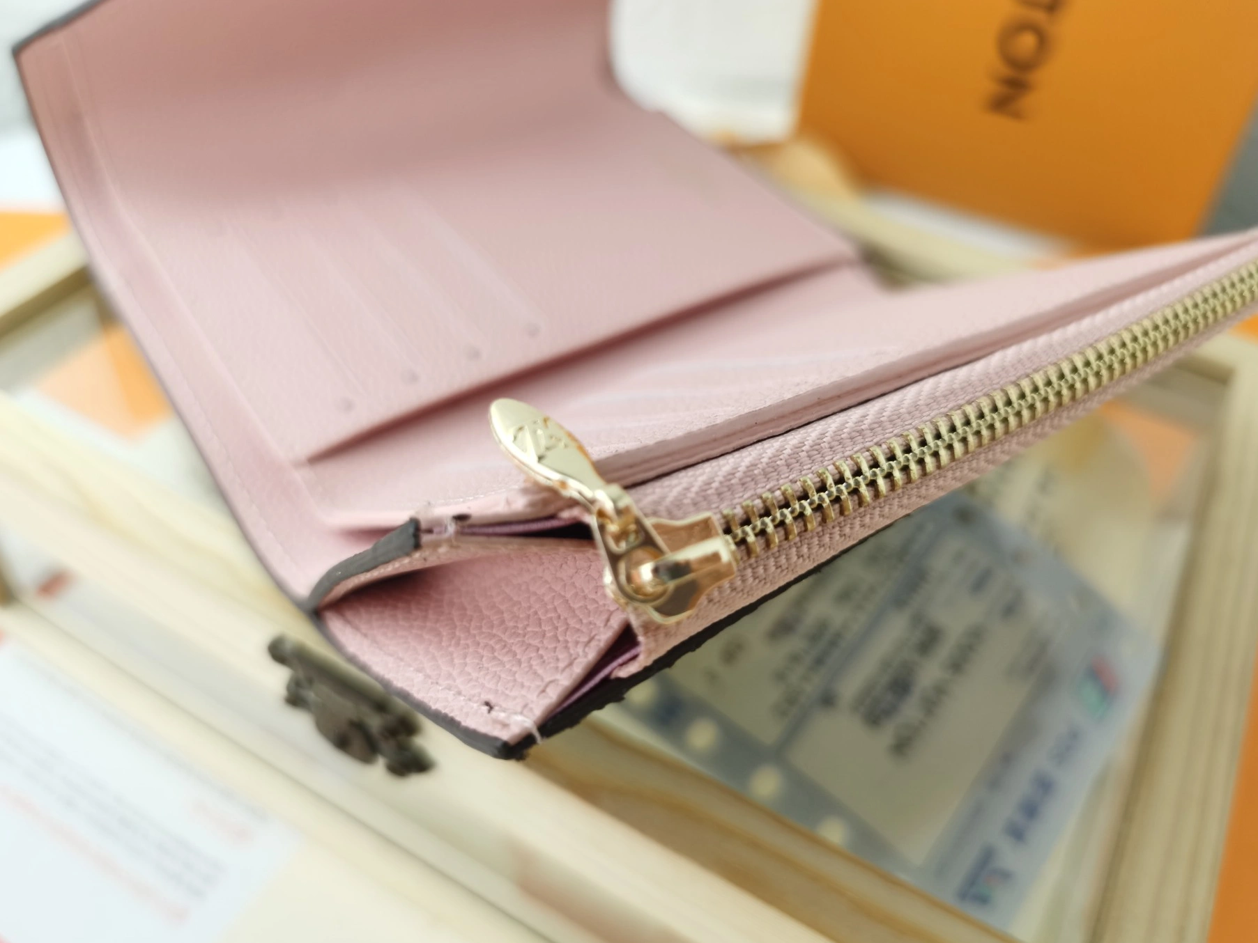 Louis Vuitton LV Card Case For Women Timeless 1156