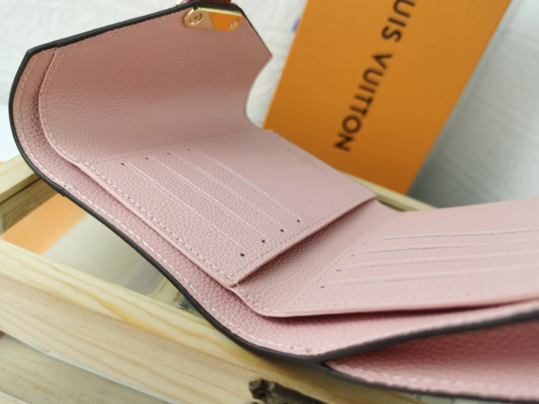 Louis Vuitton LV Card Case For Women Timeless 1156