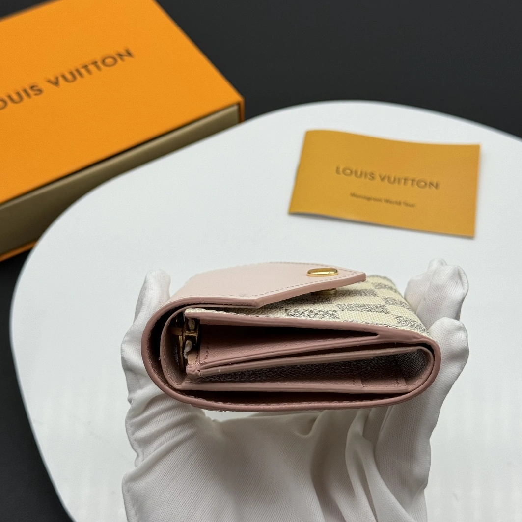 Louis Vuitton LV Card Case For Women Vibrant 8130
