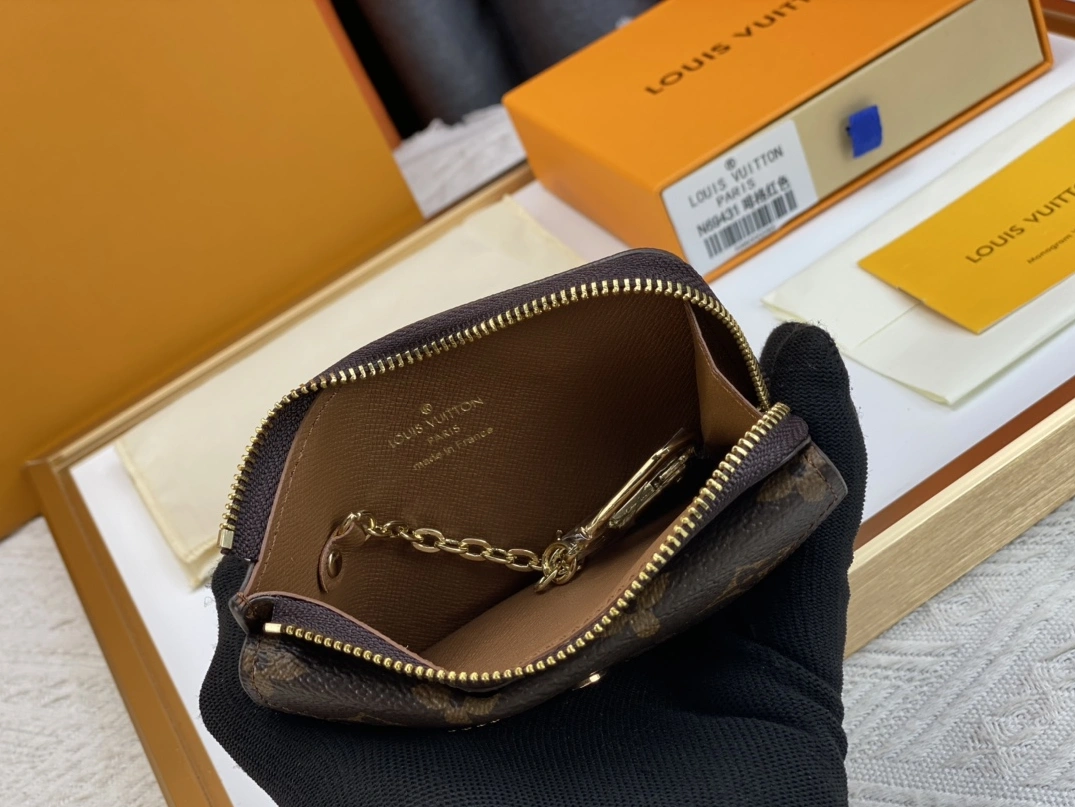 Louis Vuitton LV Card Case In Brown For Women Fashionable 9919