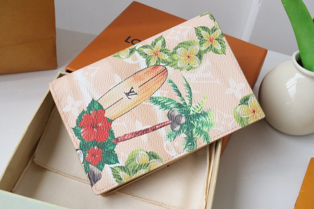 Louis Vuitton LV Card Case NewStyle 9916