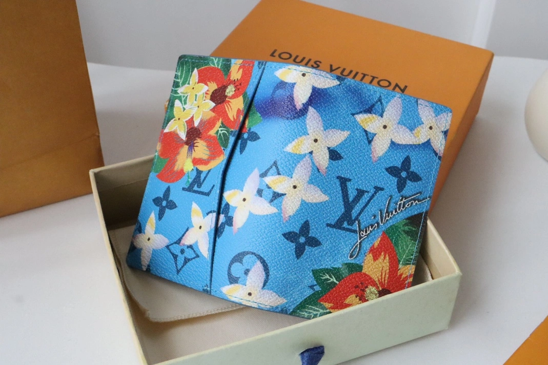Louis Vuitton LV Card Case Popular 1326