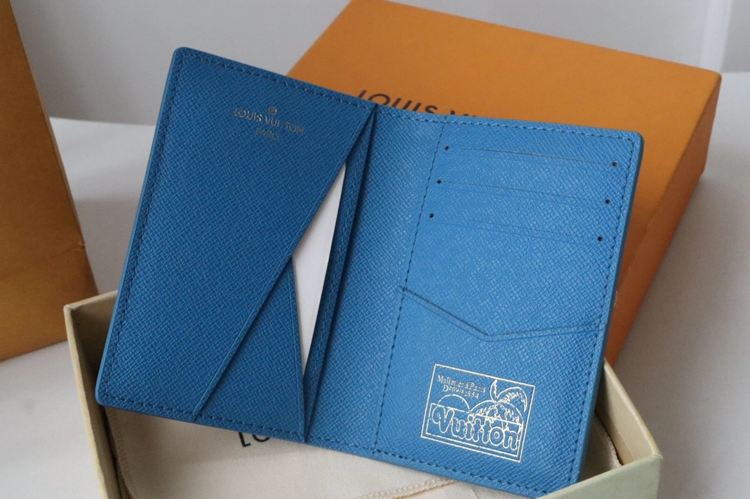 Louis Vuitton LV Card Case Popular 1326