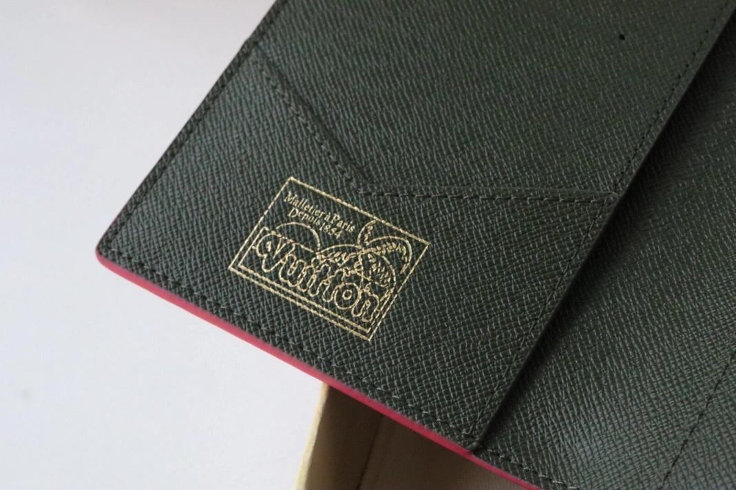 Louis Vuitton LV Card Case Popular 970