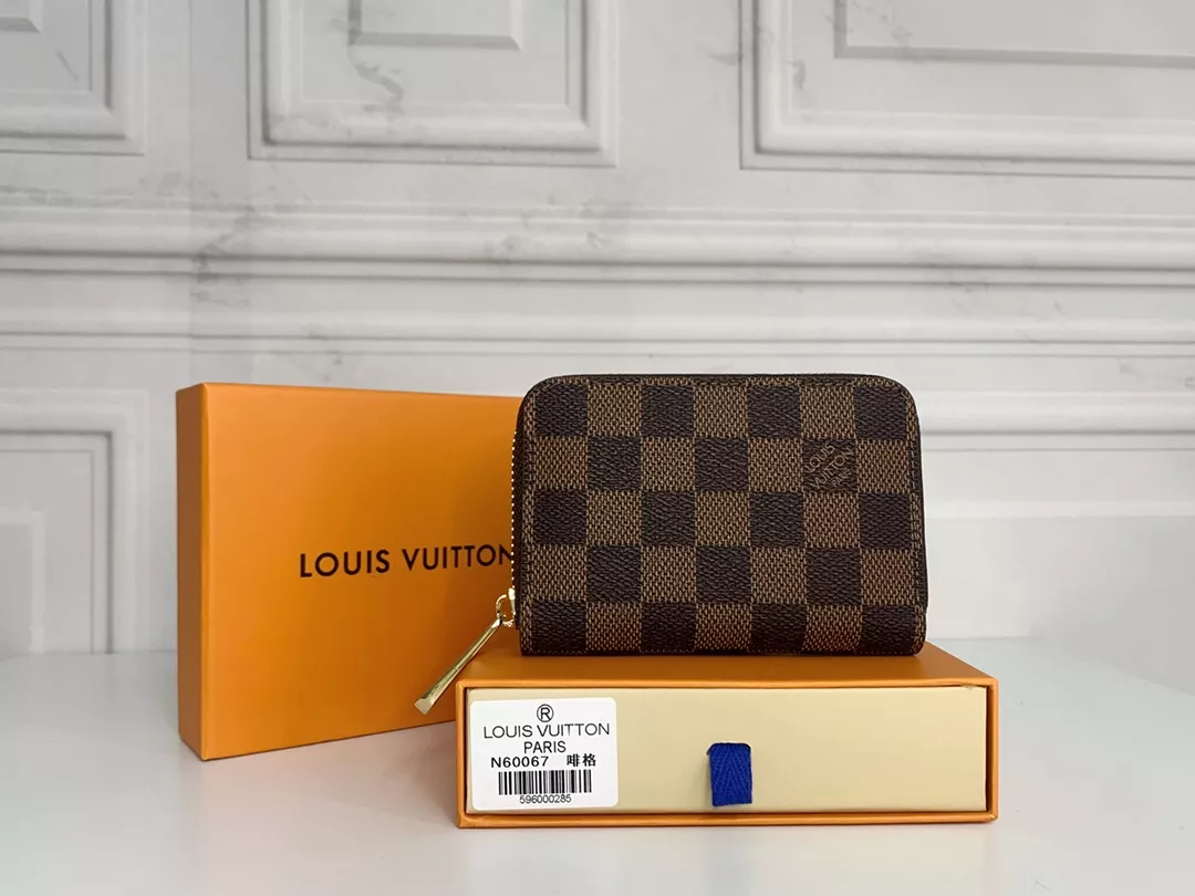 Louis Vuitton LV Card Case Practical 9393