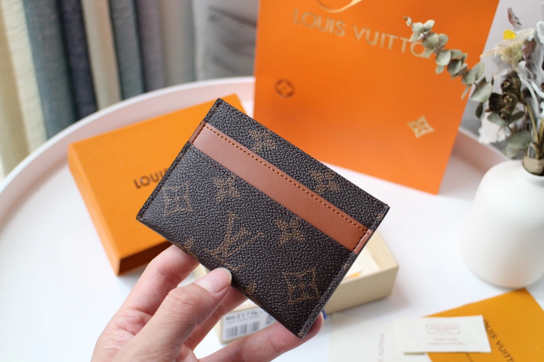 Louis Vuitton LV Card Case Refined 443