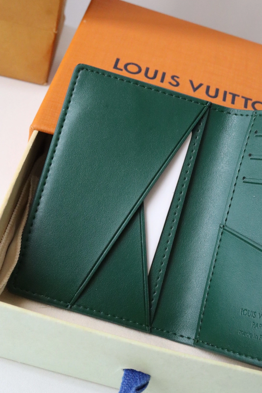 Louis Vuitton LV Card Case Soft 6800